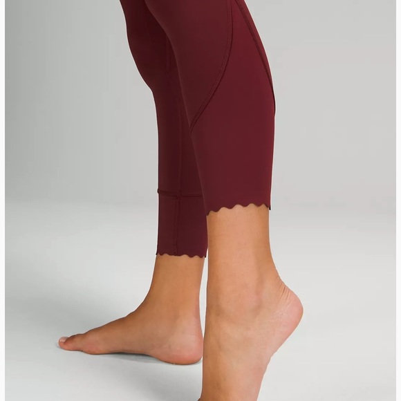 Lululemon Align Pant 25” Scalloped - Picture 5 of 8